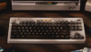 八位堂最新复古键盘是对Commodore64的颂歌