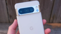 这就是为什么搭载 Gemini 的 Google Pixel 8 Pro 仍然是最好的 AI 手机